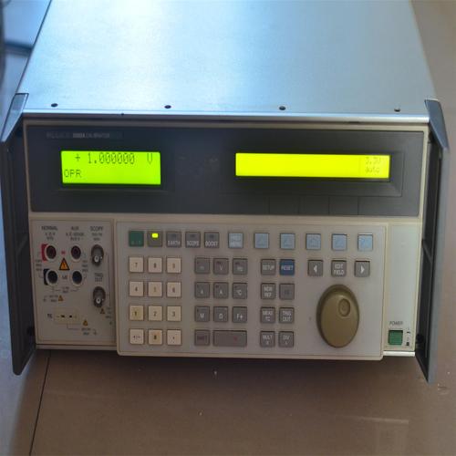 工厂二手仪器回收与教学专用仪器销售 聚焦福禄克5520A/5522A/5720A多功能校准器